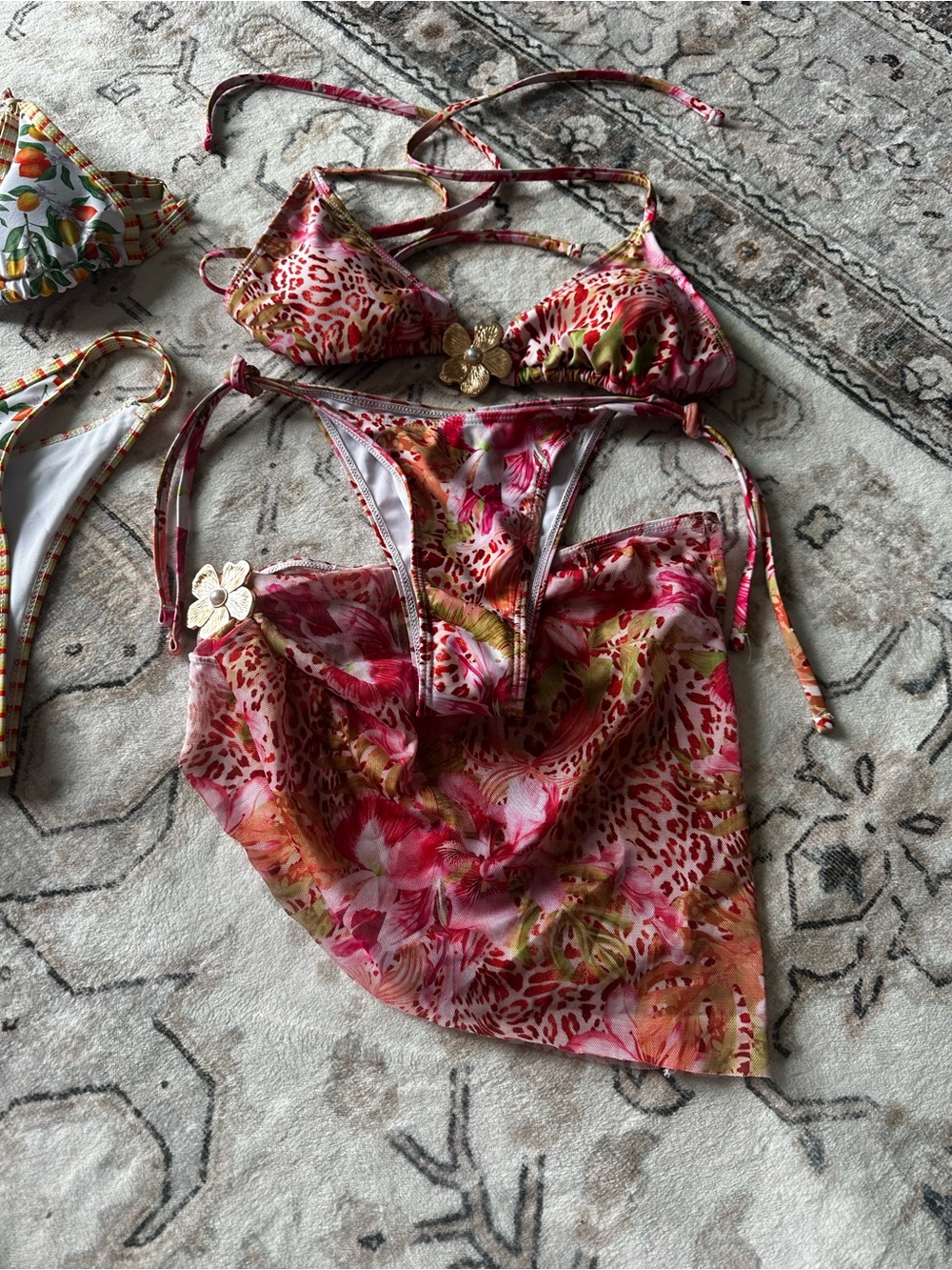 Swimsuit bikinis - Picture 2 of 6